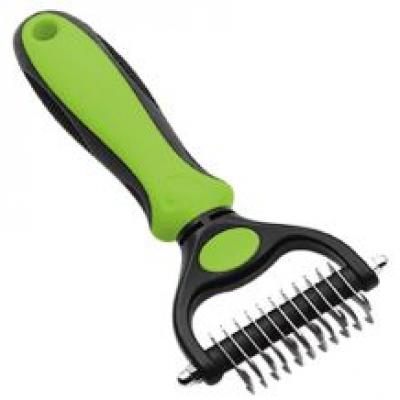 Necessary pet grooming tools a pet groomer need